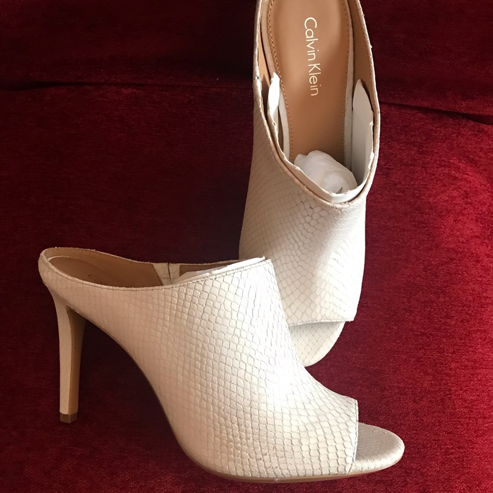Calvin Klein Open toe mules (NWOT)